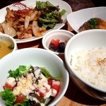 Cafe&Dining ballo ballo - ランチの定食 850円