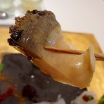 デフィ・ジョルジュマルソー - 柔らかく旨みたっぷりの黒アワビ