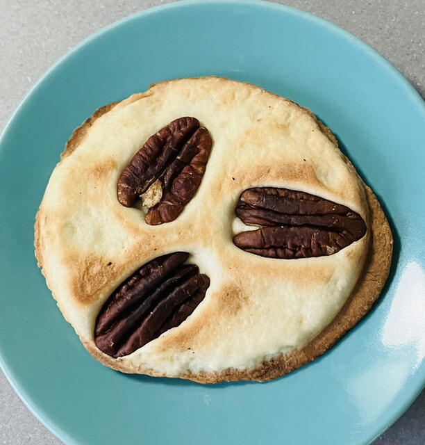 小山せんべい JR新青森駅店 - 新青森（せんべい）の写真