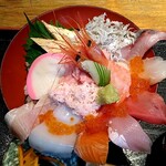 膳亭 - 贅沢海鮮丼ランチ