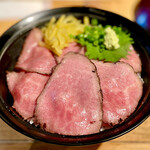 肉バル SHOUTAIAN - 自家製ローストビーフ丼　1580円