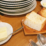 ビストロ カフェ デリ ポキナ369 - 