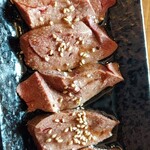 イッチュウコウ - 低温調理のレバ刺し風