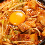 Black pork kimchi teppanyaki (with egg)