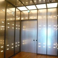 ステーキハウス ウイスキーノヴァ - ここが入口（下見）