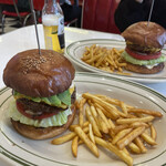 PENNY'S DINER - 