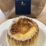 ラ パティスリー カツラ - バスクチーズケーキ　小