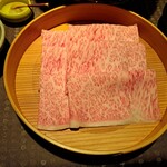 瀬里奈 - 北海道産の特選牛A5サーロイン・その１です。