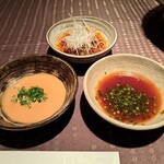 瀬里奈 - しゃぶしゃぶのつけだれ3つです。