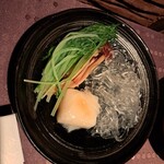 瀬里奈 - しゃぶしゃぶのスープで調理したくずきり、餅、山えのきなどです。