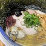 Chuukasoba Hanzawa - 限定 岩牡蠣出汁塩ラーメン 1200円　のりトッピング