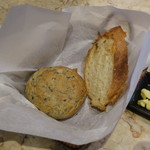 エムズ イタリアンキッチン - M'sオリジナルパン（おかわり自由、2013年8月）