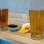 びあマ - ドリンク写真:生ビール。右が志賀高原、左が雷電、そして真ん中がビーフジャーキー（ビールの量感をジャーキーに分けてあげたい…）