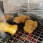 人世横丁 牛若 - こんなにぷりっぷりで厚みのあるホルモンは久しぶり♪