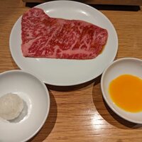 ビーフキッチン 渋谷店 - 焼く前のサーロインすき焼きセット(コース料理 ビーフキッチンコース)