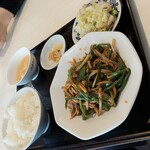 豊味園 - 青椒肉絲定食950円 ライスおかわり自由