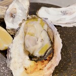 オステリア オージオ ソット - 広田湾産 真牡蠣