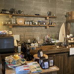 ミーティングハウス - 店舗内観3  レジ周り