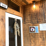 ミーティングハウス - 入口周りデザイン