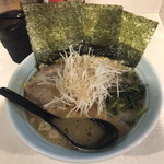 ラーメン 府中家 - 