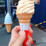 Marumon'Ya - フレンチバニラソフトクリーム￥300　※押し出すタイプの物イマイチ(>_<;)　