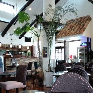 開放感のあるオシャレな店内♪