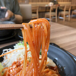 韓丼 - リフト 紙エプロンしたのに、まさかの袖に跳ねてしまった(笑)