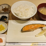 さち福やCAFÉ - あごだし銀鮭の塩焼と大根おろし添え定食 ¥1,400-