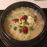 松の実 - 蔘鶏湯　（サムゲタン）