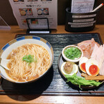 神楽 海老で鯛を釣る麺堂 - 