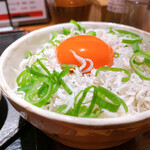 神楽 海老で鯛を釣る麺堂 - 