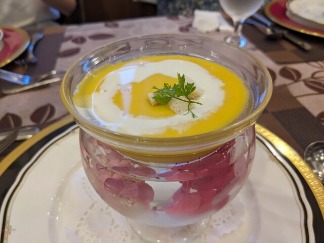 ヴァン・ロゼ 古川 | ヨーロッパ料理の隠れた名店