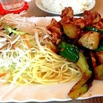 Haiji - この日のCランチ。鶏肉と冬瓜の中華風炒め。味噌炒めですね。すこし濃い味付けだったのは意外。