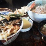 ハナマル霞庵 - 天丼ｾｯﾄはﾎﾞﾘｭｰﾑ満点