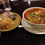 Bセット(トムヤンクン ハーフと焼飯 ハーフ)