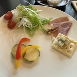 カンティ カンティ 伊豆大室高原店 - 野菜がメチャクチャ美味しいランチに付く前菜盛り。