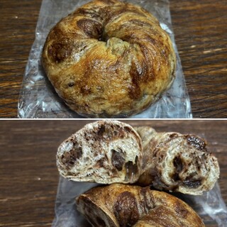 CHELsEA　BAGEL - シナモンレーズン 270円