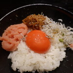 富小路 やま岸 - 薬味色々とＴＫＧ