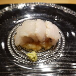 富小路 やま岸 - 鱧焼き霜、梅酢おろし、山葵