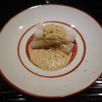 富小路 やま岸 - 白ずいきとゆば、ごまだれ