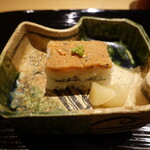 富小路 やま岸 - 炊いた鱧のバッテラ、身山椒