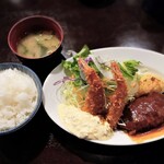 洋食の朝日 - ランチ　女性ご飯と味噌汁