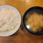 きた穂 - 白飯と味噌汁