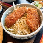 くいものや ラ・ネージュ - ミニと言いながら十分なヒレソースカツ丼