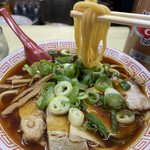 中華そば 麺屋7.5Hz - 太麺が旨い