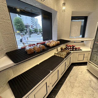 フルールドゥリュクス_2