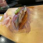 江戸前きよ寿司 - カツオ。とてもきれいです！