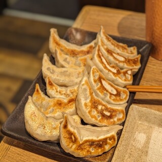 肉汁餃子のダンダダン_1