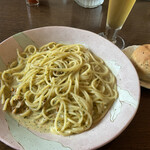 樹の部屋 - うにスパゲティ　自家製パン
