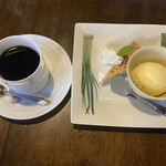 菜はな - デザート2種セット
　小樽産いちごのチーズケーキ
　北海道バニラアイス、コーヒー